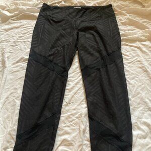 Old Navy Active Go-Dry Fitted leggings Womens  size L